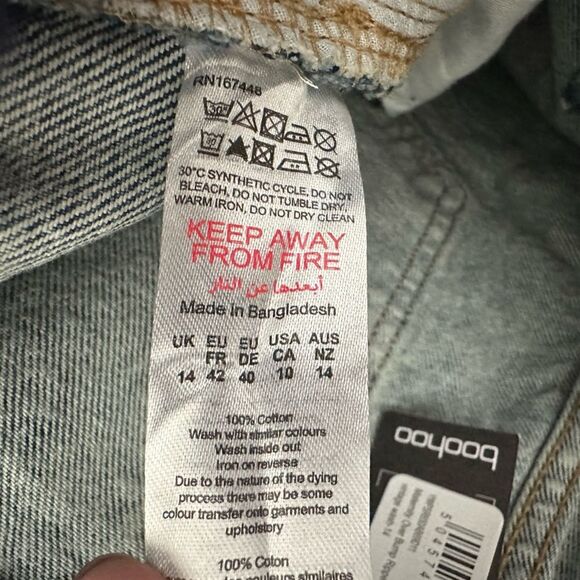 Boohoo Over The Bump Maternity Boyfriend Ripped Knee Distressed Loose Fit Jeans - Picture 6 of 7